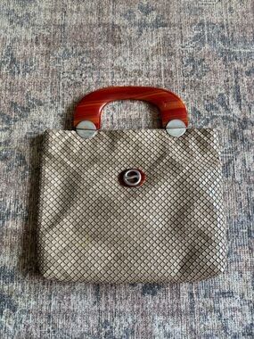 Rare Vintage retro mod Lumured mesh purse bag